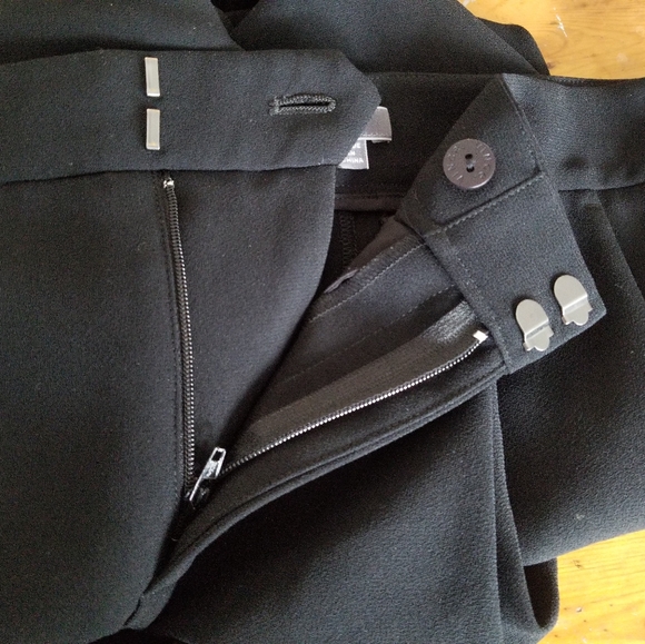 Vince Ankle Zip Black Pants, Size 4 - Picture 6 of 8